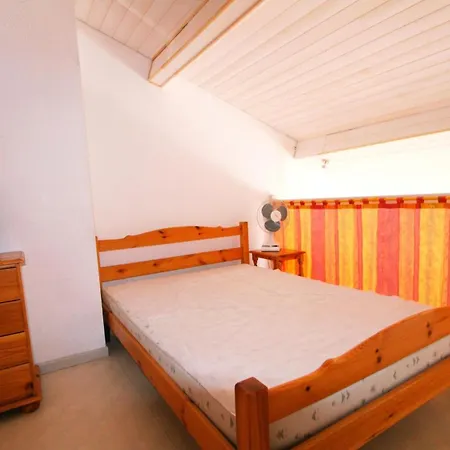 Appartement Village - Deux Pieces Mezzanine Avec Piscine Mae-2004